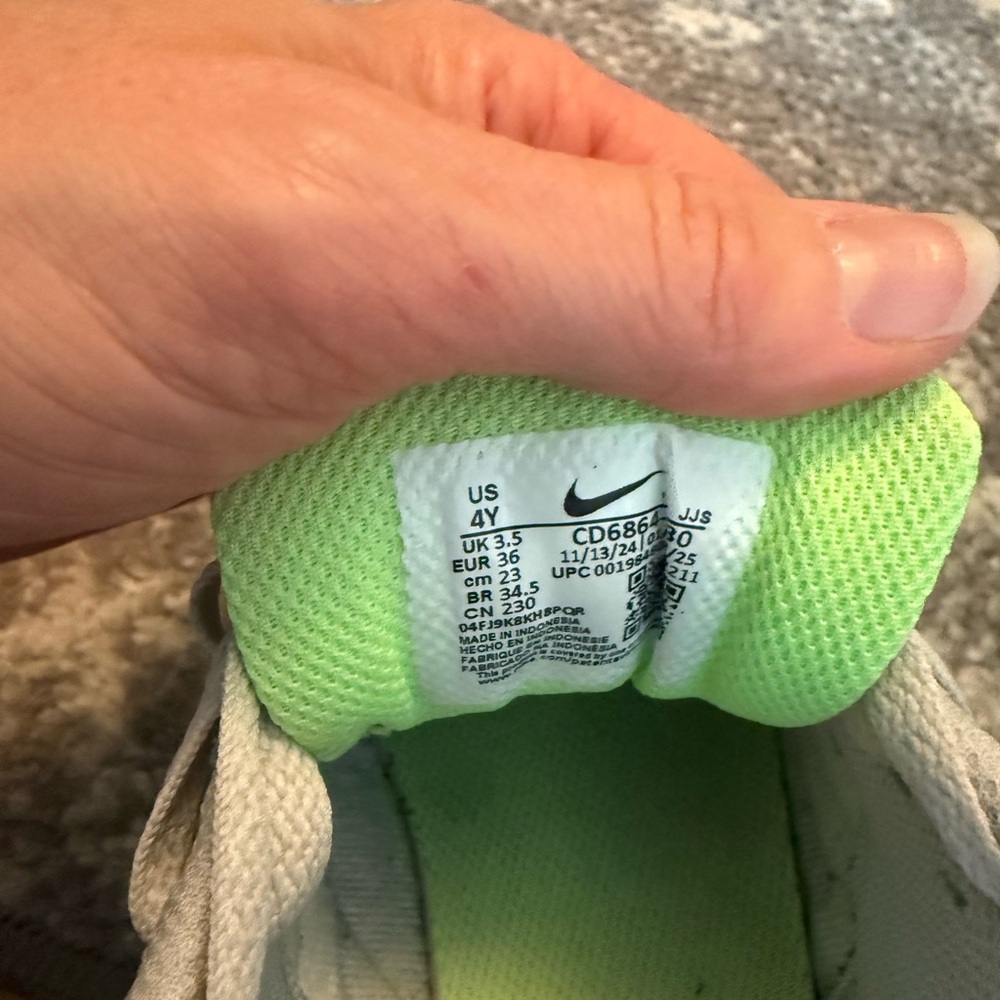 Nike Kids Sneakers - White and Neon Green - Picture 5 of 5